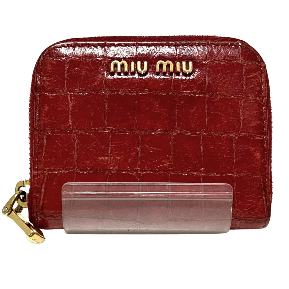 Miu Miu Tasje/Portemonnee Leer in Rood