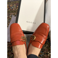 Gucci Slipper/Ballerinas aus Leder in Orange