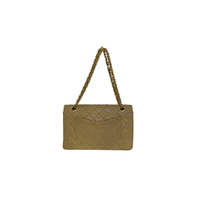 Chanel Classic Flap Bag Leer in Beige