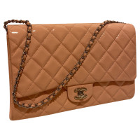 Chanel Classic Flap Bag in Pelle verniciata in Rosa