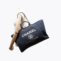 Chanel Deauville Maxi Tote in Denim in Blu
