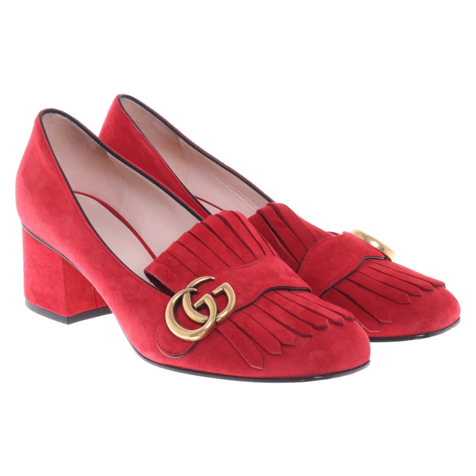 Gucci pumps in red