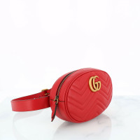 Gucci GG Marmont Matelassé Belt Bag aus Leder in Rot