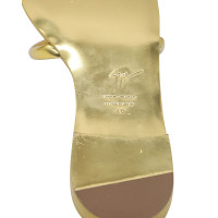 Giuseppe Zanotti Sandalen aus Leder in Gold