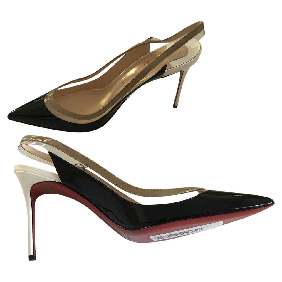 Christian Louboutin Pumps/Peeptoes aus Lackleder