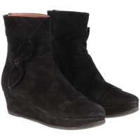 Alaïa Bottines en Daim en Noir