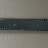 Dolce & Gabbana Gürtel aus Lackleder in Grau