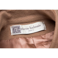 Pierre Balmain Jacke/Mantel in Ocker