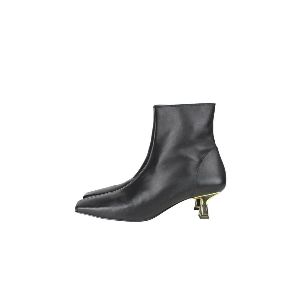 Kat Maconie Ankle boots Leather in Black
