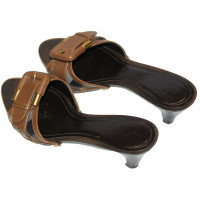 Burberry Prorsum Sandals Leather in Brown