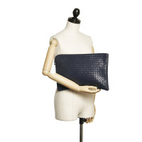 Bottega Veneta Clutch aus Leder in Schwarz