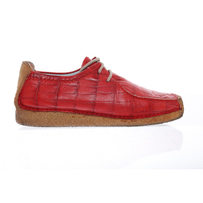 Toni Gard Chaussures à lacets en Cuir en Rouge