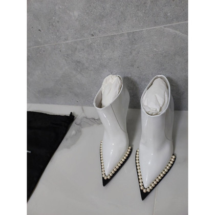 Dolce & Gabbana Stiefeletten aus Leder in Weiß