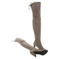 Stuart Weitzman Stiefel aus Wildleder in Grau