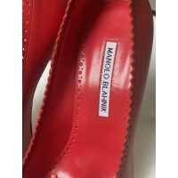 Manolo Blahnik Pumps/Peeptoes Leather in Red