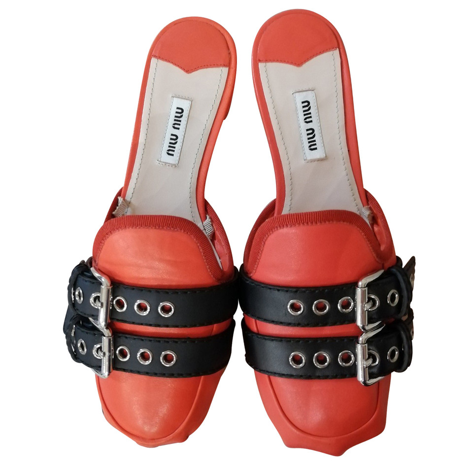 Miu Miu Slippers/Ballerinas Leather in Red