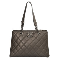 Chanel City Rock Flap Bag aus Leder in Grau