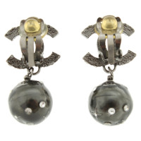 Chanel Earrings in black with gemstones