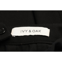 Ivy & Oak Skirt in Black