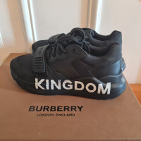 Burberry Sneakers Leer in Zwart
