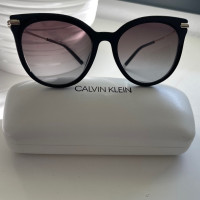Calvin Klein Sonnenbrille in Schwarz