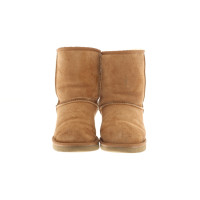 Ugg Australia Ankle boots Suede in Ochre