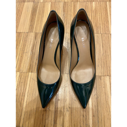 Bally Pumps/Peeptoes Patent leather in Green