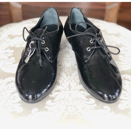 Loriblu Chaussures à lacets en Cuir en Noir