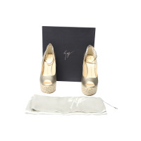 Giuseppe Zanotti Wedges Leather in Gold