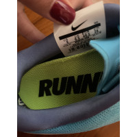 Nike Sneaker in Tela in Blu