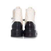 Chanel Stiefeletten aus Leder