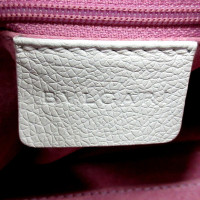 Bulgari Handtasche aus Leder in Weiß