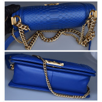 Chanel Boy Medium Leer in Blauw