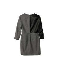 Alexander McQueen Kleid aus Wolle in Grau