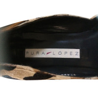Pura Lopez pumps with pony fur trim