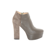 Stefanel Ankle boots Leather in Taupe