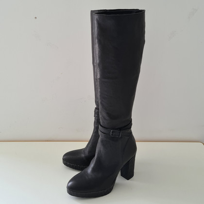 Fred De La Bretoniere Boots Leather in Black