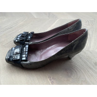 Pollini Pumps/Peeptoes Patent leather in Grey