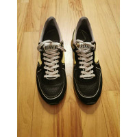 Golden Goose Trainers Canvas in Black