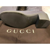 Gucci Stiefel in Grau