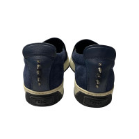 Fendi Sneaker in Pelle scamosciata in Blu