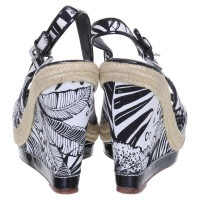 Karen Millen Wedge sandals with flower pattern