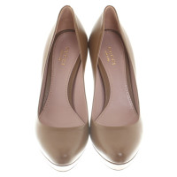 Gucci pumps in Brown