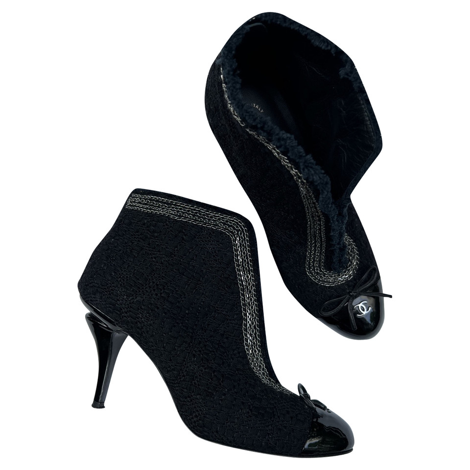 Chanel Ankle boots Linen in Black