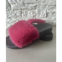 Givenchy Slippers/Ballerinas Fur in Fuchsia