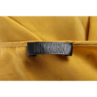 Drykorn Top in Yellow