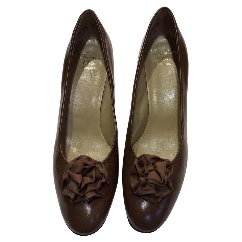 Christian Dior Pumps/Peeptoes Leer in Bruin