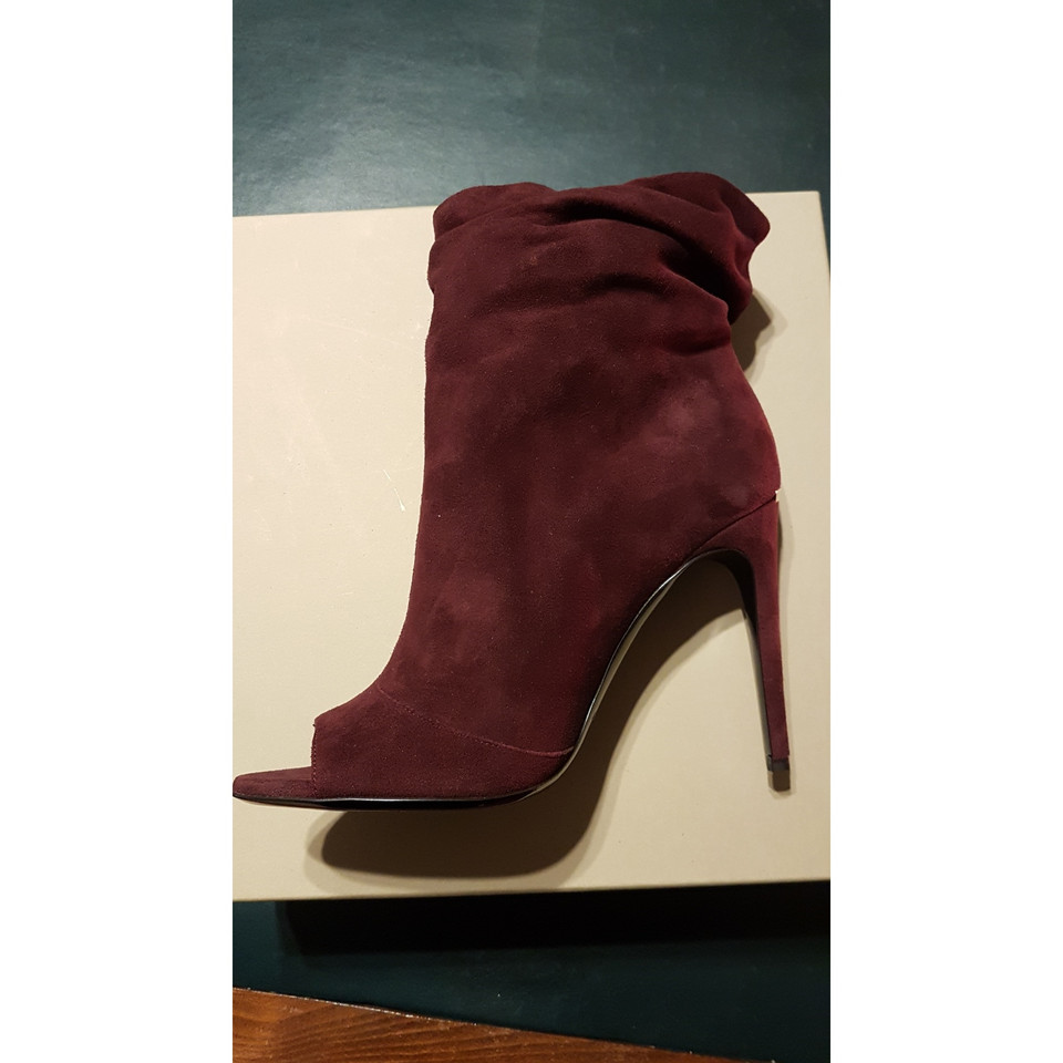 Burberry Ankle boots Suede in Bordeaux