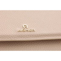 Aigner Shoulder bag Leather in Cream