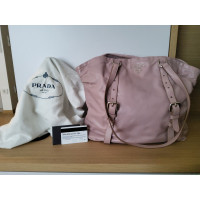 Prada Shopper Leather in Pink